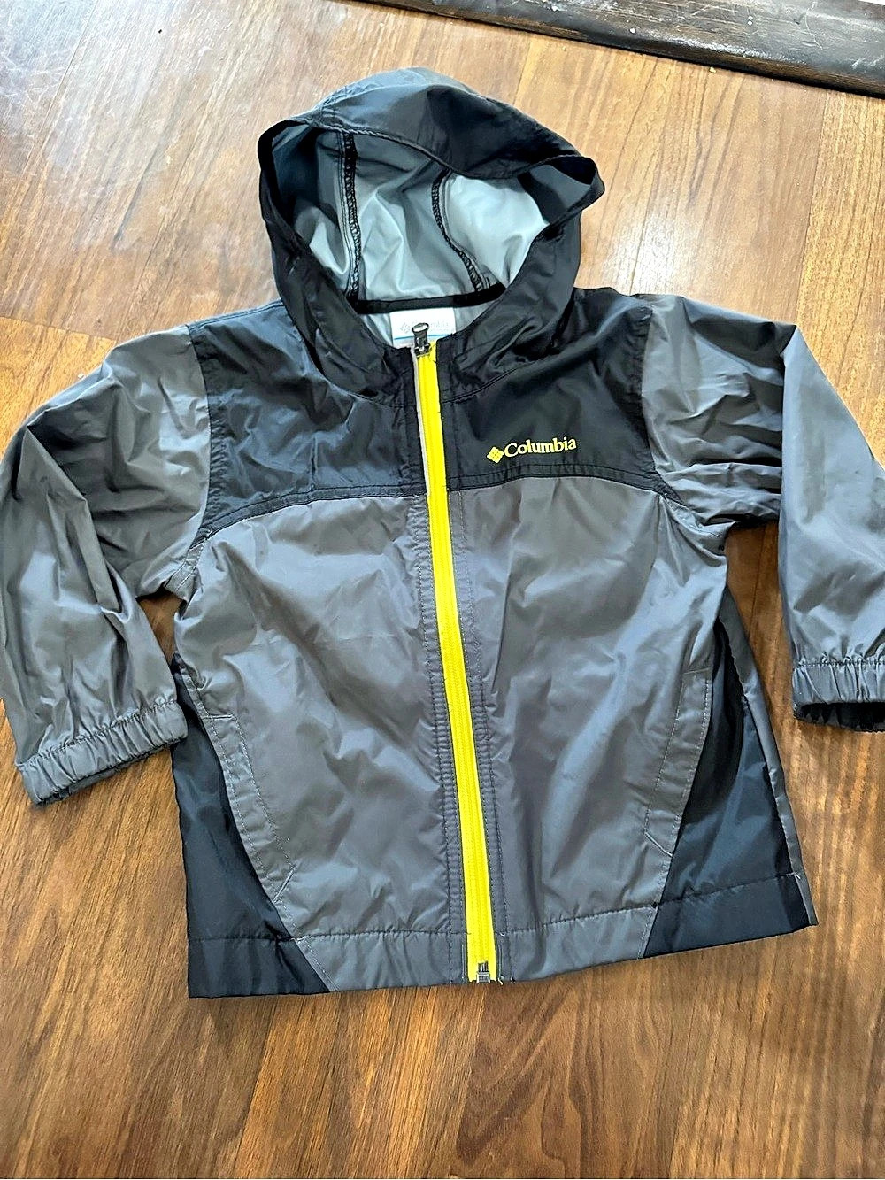 Columbia Toddler Glennaker Rain Jacket Boys 3T Gray & Black Rain Jacket
